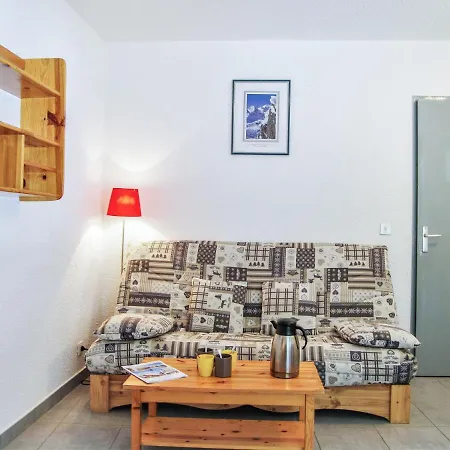 Apartman Gentiane-3 By Interhome Chamonix